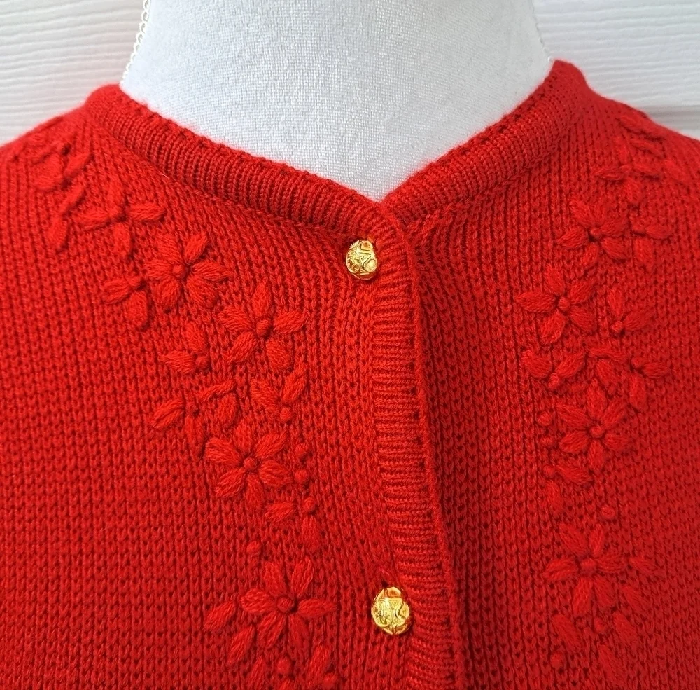 COPY - Vintage Crystal Kobe Red Knit Cardigan With Embroidered Flowers Size XL
